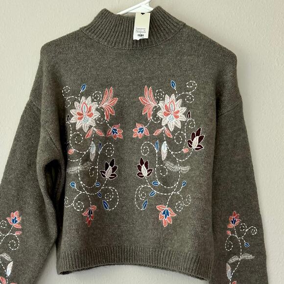 New June & Ivy cropped knit sweater embroidered flowers mock neck bohemian L - Picture 5 of 13